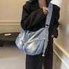 New Personalized Rough Edge Washed Denim Bag Fashionable Large Capacity Shoulder Bag Retro Stream Messenger Bag Women