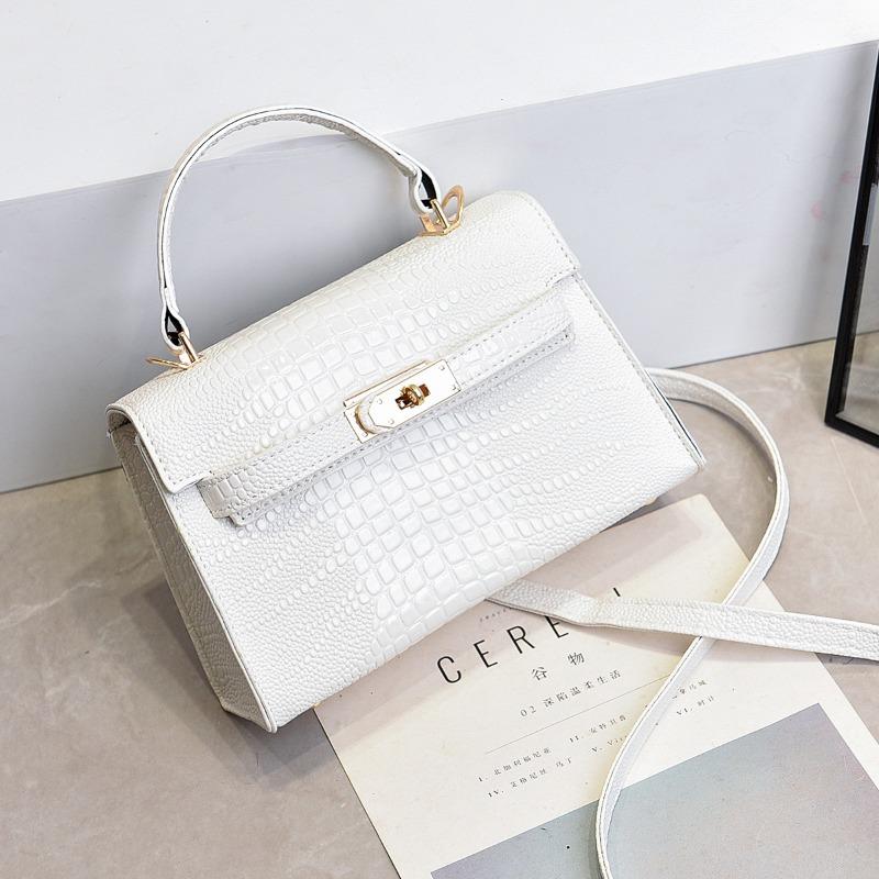 Suni Light Luxury Cow Oil Fruit Green Crocodile Pattern Advanced Sense Small Female Bag 2023 New Handheld One Shoulder Crossbody Bag