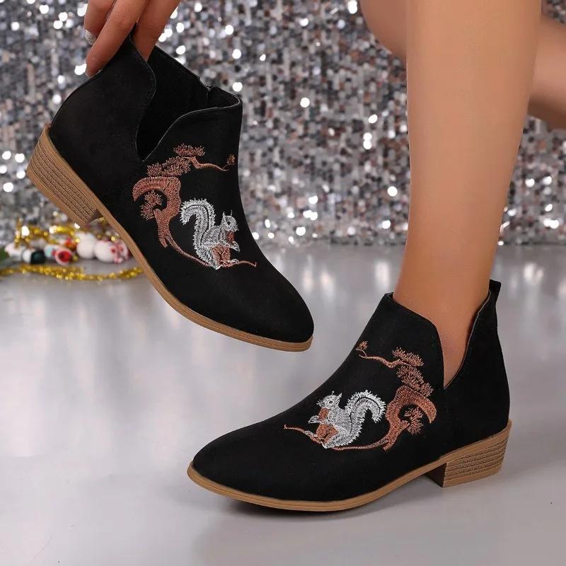 Ethnic Style Embroidered Autumn Women Shoes 2024 Classic Pointed Toe Women's Western Boots Casual Simple Large Size Ladies Shoes