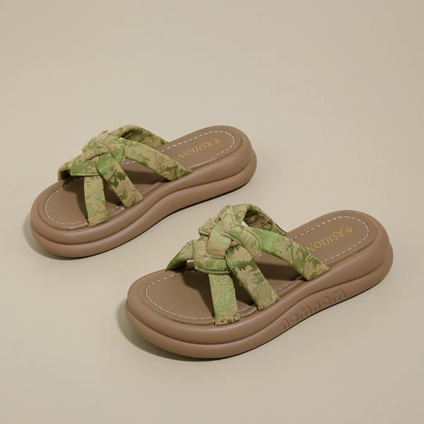 Fashion Shoes Women Slippers For Swimming Pool Slides Pantofle Soft Beach 2025 Summer Casual Leisure Slippers Women Summer Shoes Shale