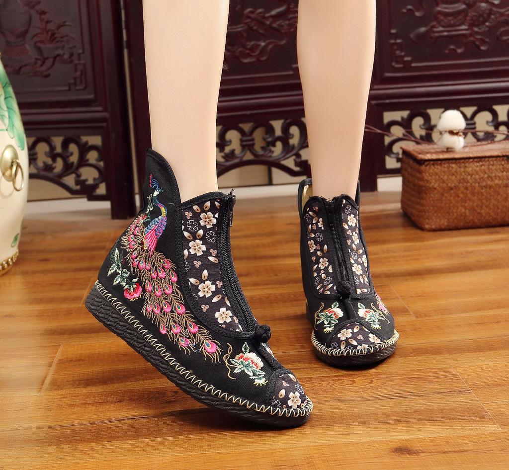 Ankle Boots for Women New Spring and Autumn Flat Bottom Cloth Shoes Ethnic Style Low Barrel Short Boots Embroidered Shoes Women
