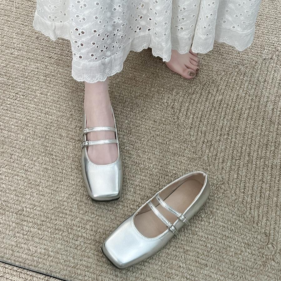 Square Head Versatile French Retro Popular Mary Jane Shoes Women's 2025 New Spring Xiaoxiang with Skirt Light Mouth Single Shoes