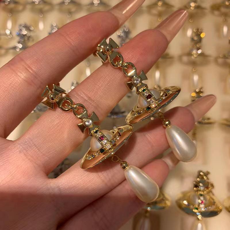 NANA Vivian Queen Mother Saturn Pearl Necklace - Retro Punk Style for Women