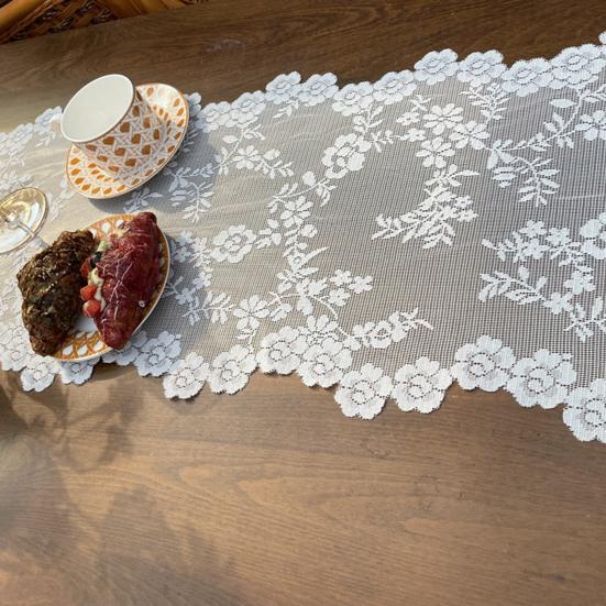 Vintage Lace Table Runner Hollow Flower Pattern Reusable Table Flag for Banquets Weddings Christmas Dinner Table Accessory