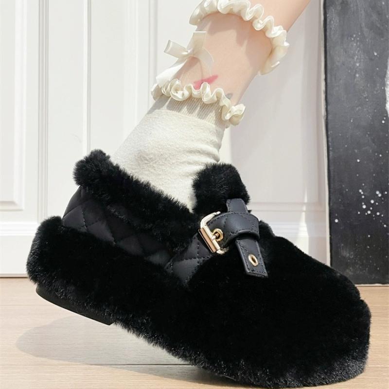 Fashion 2024 Luxury Fluffy Fur Loafers Women Winter Warm Plush Furry Flat Shoes Designer Peals Indoor Home Footwear Cozy Moccasin Flats