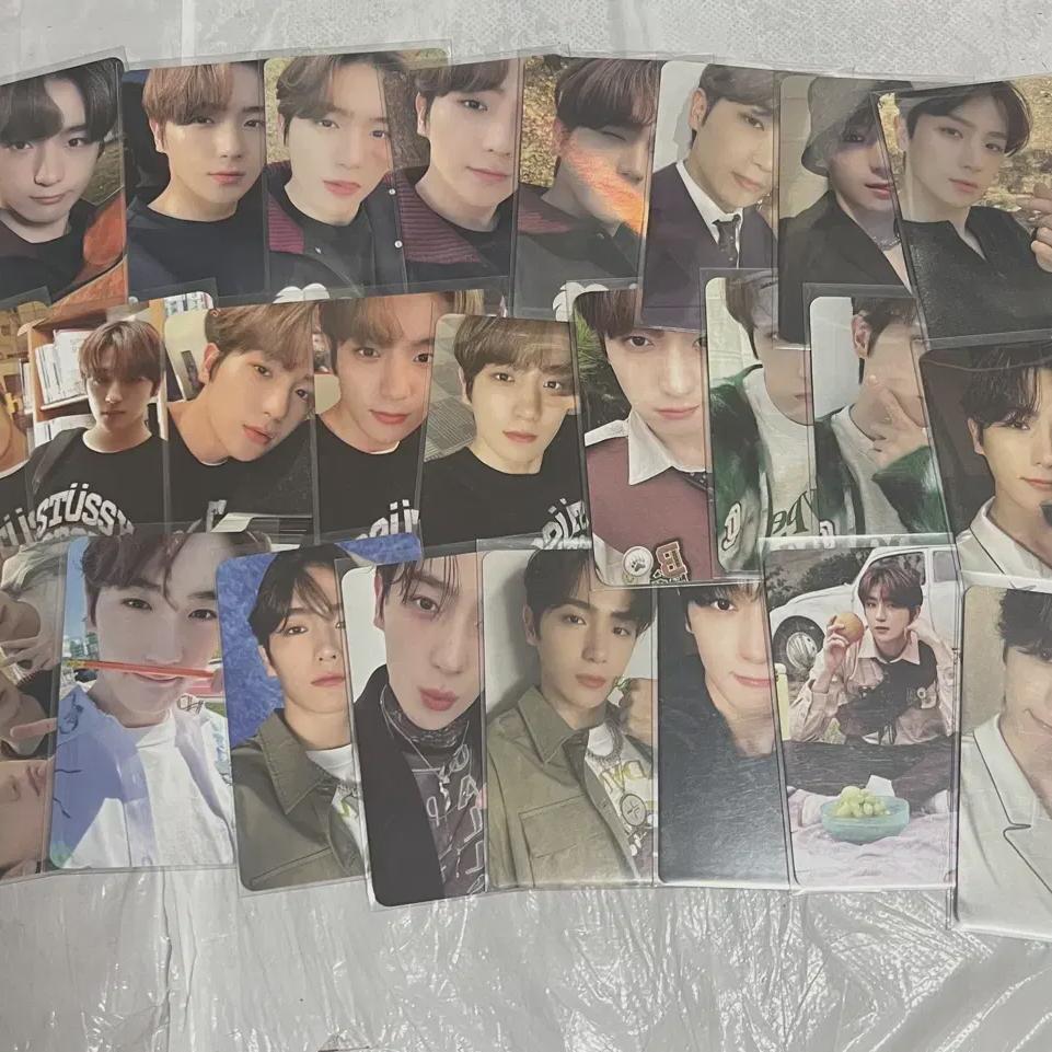 Theboyz Is Hyunjae A Batch Of 25 Poca 