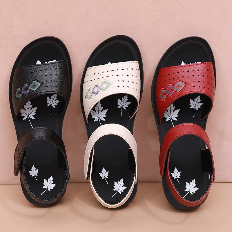 Summer Sandals Non-slip Soft-soled Medium and Old Women's Shoes Middle-aged Flat-soled Summer Flat-heeled Comfortable Elderly Shoes