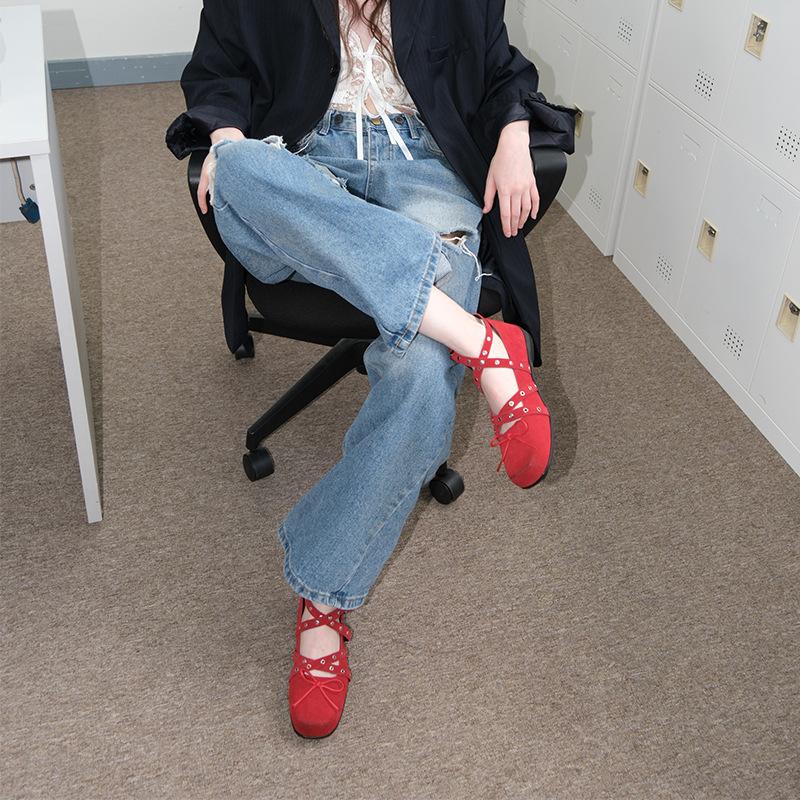 Fashion Flat Shoes Women's Spring and Autumn Red Bow 2025 Retro Shallow Mouth Rivet Ballet Flat Shoes Loafers Women