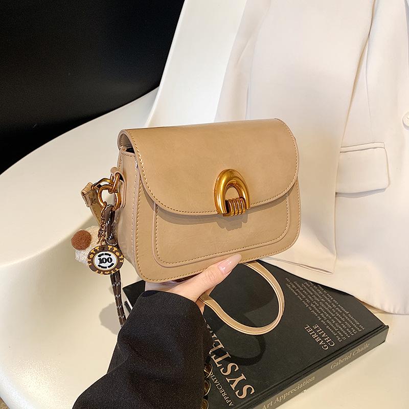 Oil Wax Leather Retro Shoulder Bag - Women's Small Square Bag for Spring 2025 Festival Fashion.