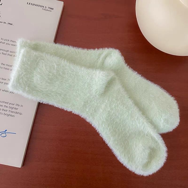 Autumn and Winter Solid Color Mink Velvet Mid-tube Socks Plus Velvet Thick Warm Plush Socks