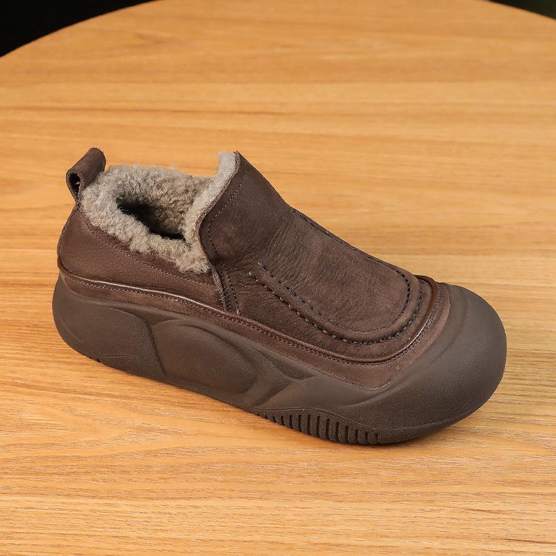 Warm Women's Shoes with One Pedal of Fluffy Shoes 2025 Winter New Versatile Casual Velvet Warm Platform Bread Cotton Shoes