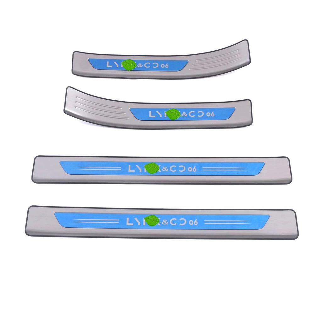 Защита заднего бампера и порогов Lynk & Co 06 (2020-2024 гг.) - Декоративная полоса для интерьера и экстерьера