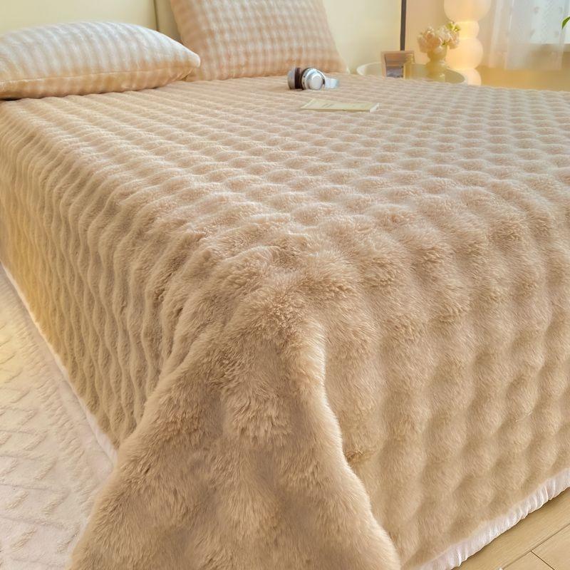 Super Soft Throw Blanket Lavender Premium Silky Flannel Fleece 3D Clouds Stylish Jacquard Lightweight Bed Blanket All Season Use