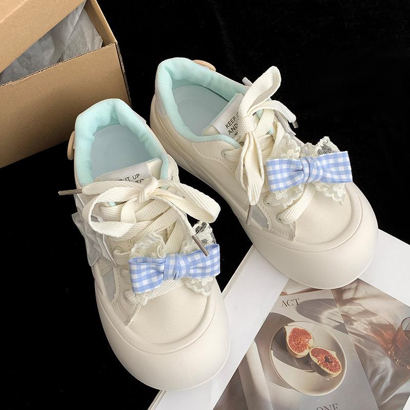 Fashion Commuter Round Head Heightened Platform White Shoes Women's 2024 New Popular Versatile Sports and Leisure Board Shoes