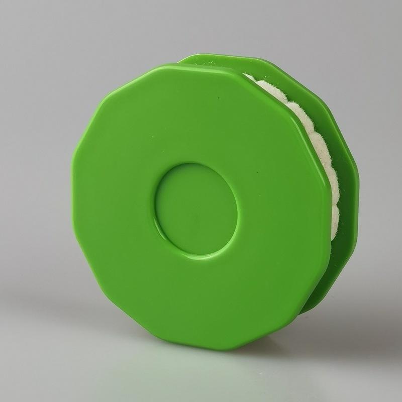 1PCS Bicycle Chain Lubricator Bike Chains Oil Roller Cleaning Bicycle Maintenance Tool Portable Bike Cycling Accessories