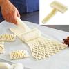 Roller Knife with Plastic Netting - Perfect for Cake Baking and Decorating