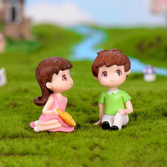 2Pcs Mini Girl Boy Sit Down Look Up Model Figurine Landscape Ornament DIY Decor