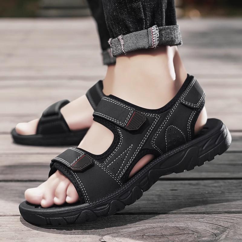 Sandals for Men 2025 New Style Summer Outerwear Men Breathable Casual Dad Driving Vietnamese Ins Trend