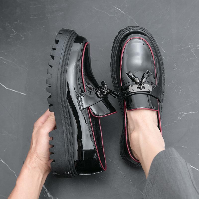 New Block Business Casual Leather Shoes Men's Comfortable and Breathable Tassel One Pedal Sleeve Height Enhancing Loafers Men's