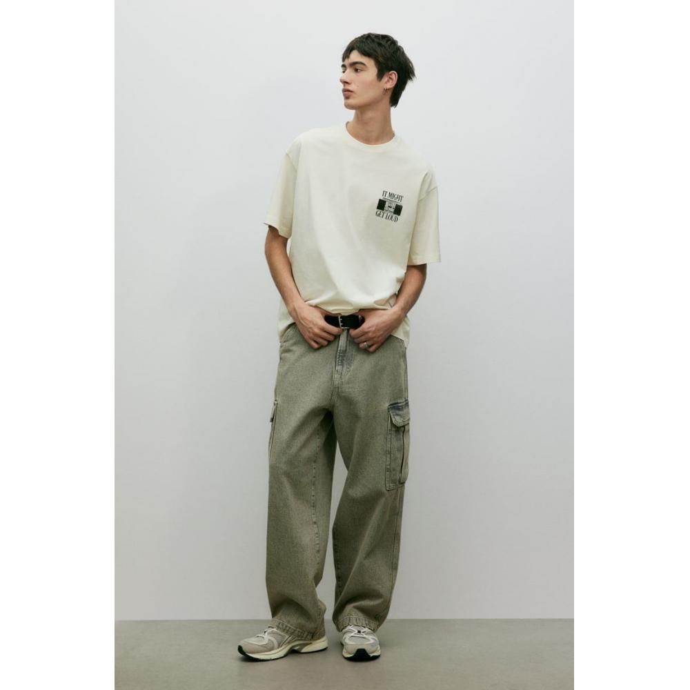 H M Loose FiT PrinT T sHirT creaM iT MigHT geT Loud