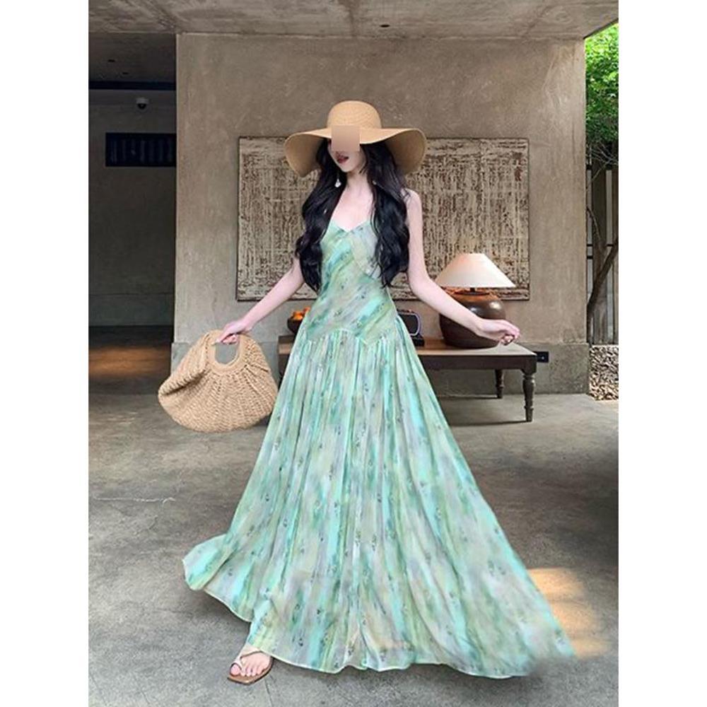 Green High-end Suspender Dress for Girls and Girls In Summer, New High-end Temperament, Waist Pinch and Thin Printed Long Skirt