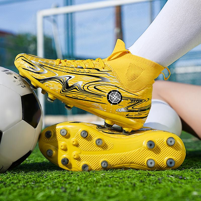 32-46 Football Shoes High -top Outdoor Men's Long Nails Sports Football Boots Large Size Young Sports Football Boots For Boys