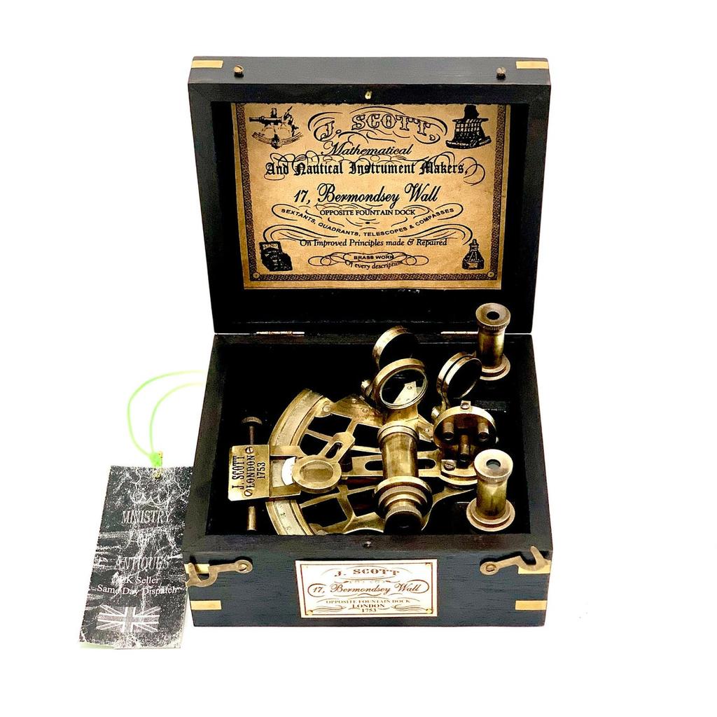 Антикварный морской секстант, старинная морская астролябия, судовые инструменты с деревянным ящиком, латунный корабельный секстант с гравированным ящиком из твердого дерева