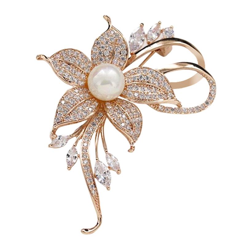 High-End Floral Brooch Corsage: Niche Design Suit Pin for Women
