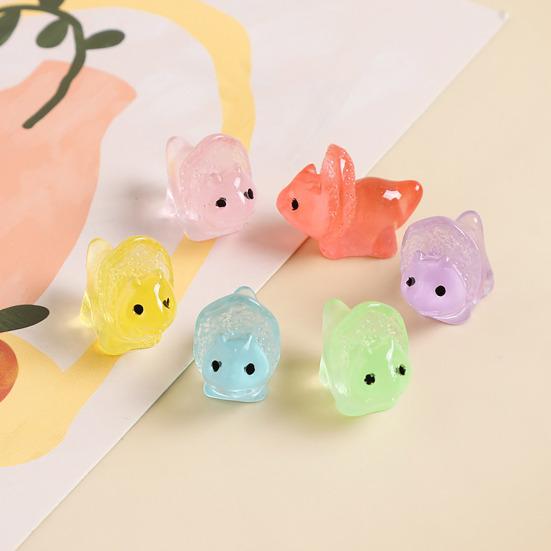 50/100Pcs Resin Miniature Animal Figures Glow In The Dark Tiny Bear Rabbit Fish Ornament Micro Landscape for Garden Aquarium Dollhouse Office Home