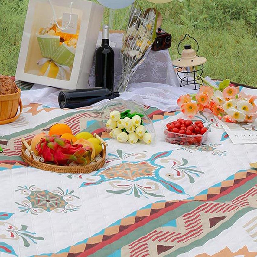 150*200cm/200*200cm Outdoor Picnic Blanket, Foldable Blanket Checkered Picnic Mat, Suitable for Beach, Camping, Lawn Park Accessories