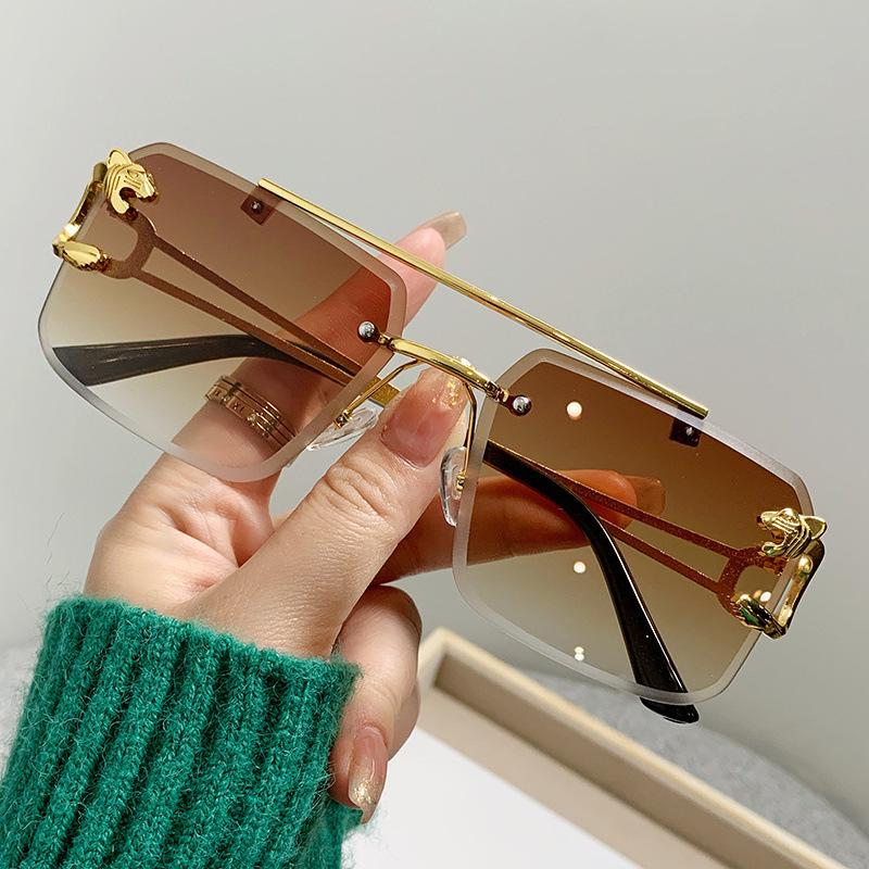 Stylish Double-Bridge Anti-UV Sunglasses for Men and Women