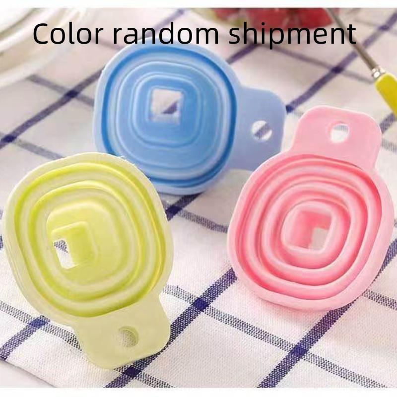 Kitchen Supplies Mini Foldable Silicone Funnel Filling Empty Bottle Portable Folding Funnels for Oil Sauce Kitchen Accessories