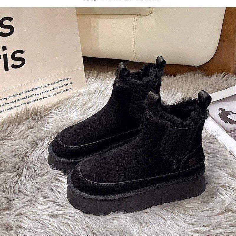 Autumn and Winter Thick-soled Snow Boots Women's Shoes Short Boots Velvet Bread Shoes Warm Cotton Shoes
