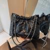 Fashionable Large-capacity Bag, Diamond-shaped Chain Bucket Bag, Spring Casual Single-shoulder Bag