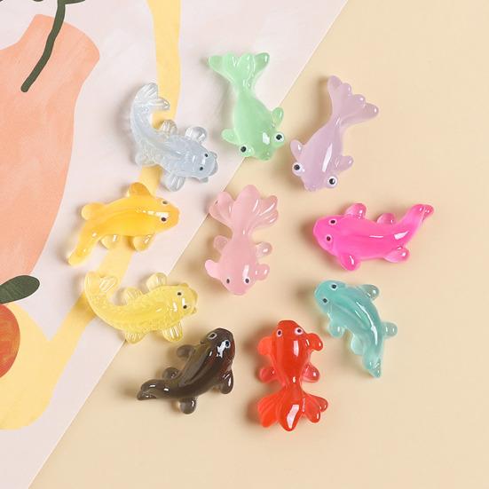 50/100Pcs Resin Miniature Animal Figures Glow In The Dark Tiny Bear Rabbit Fish Ornament Micro Landscape for Garden Aquarium Dollhouse Office Home