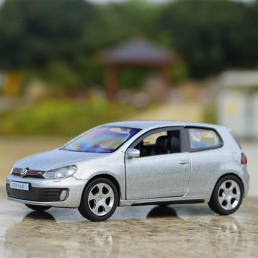 Volkswagen Golf GTI 5 Inch Metal Car Simulation Diecast & Toy Vehicle RMZ City 1:36 Alloy Model Gifts For Children