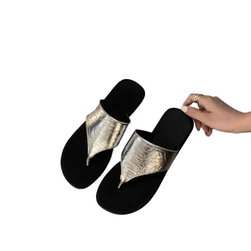 Summer Women Slippers Flat Clip Toe Flip Flops Outdoor Casual Non-slip Beach Slippers 2025 Fashion Female Soft Sole Sandals