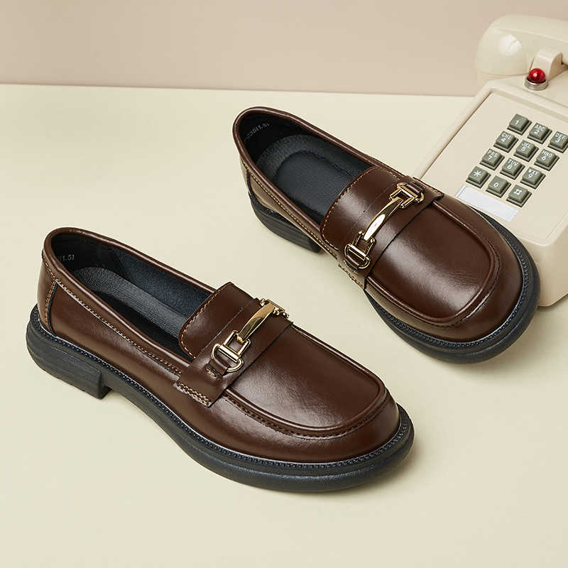 Fashion Anti-slip Half Shoes For Lady Skateboarding Designer Trainers Women Tennis Sneakers Sport Of Famous Brands Hospitality Boty