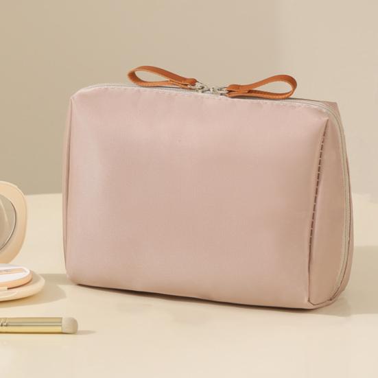 Portable Storage Bag Makeup Organizer Zipper Closure Large Capacity Waterproof Travel Makeup Pouch for Women