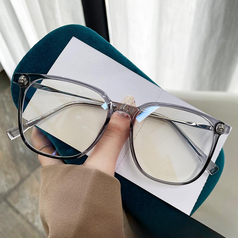 Korean Retro TR90 Big Frame Female Anti-blue Glasses Personality Online Celebrity Can Be Equipped with Myopia Frames.