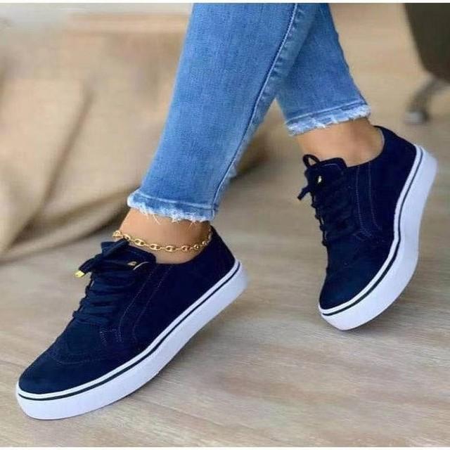 Ladies Casual Comfortable Vulcanized Ladies Comfortable Denim Shoes Oversized Lace -Up Sneakers Ladies Flat Shoes