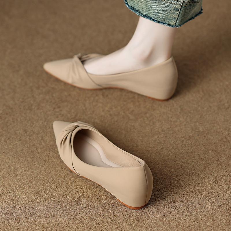 999-1 Inner Height Increase Pointed Shoes Women's 2025 New Models Are Not Tired of Feet with Soft Soles Autumn Nude Single Shoes