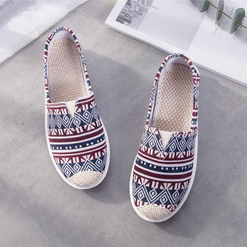 Women Shoes 2024 New Breathable Mesh Lightweight Casual Shoes Comfortable Soft Bottom Flats Slip On Flats Shoes Zapatos De Mujer