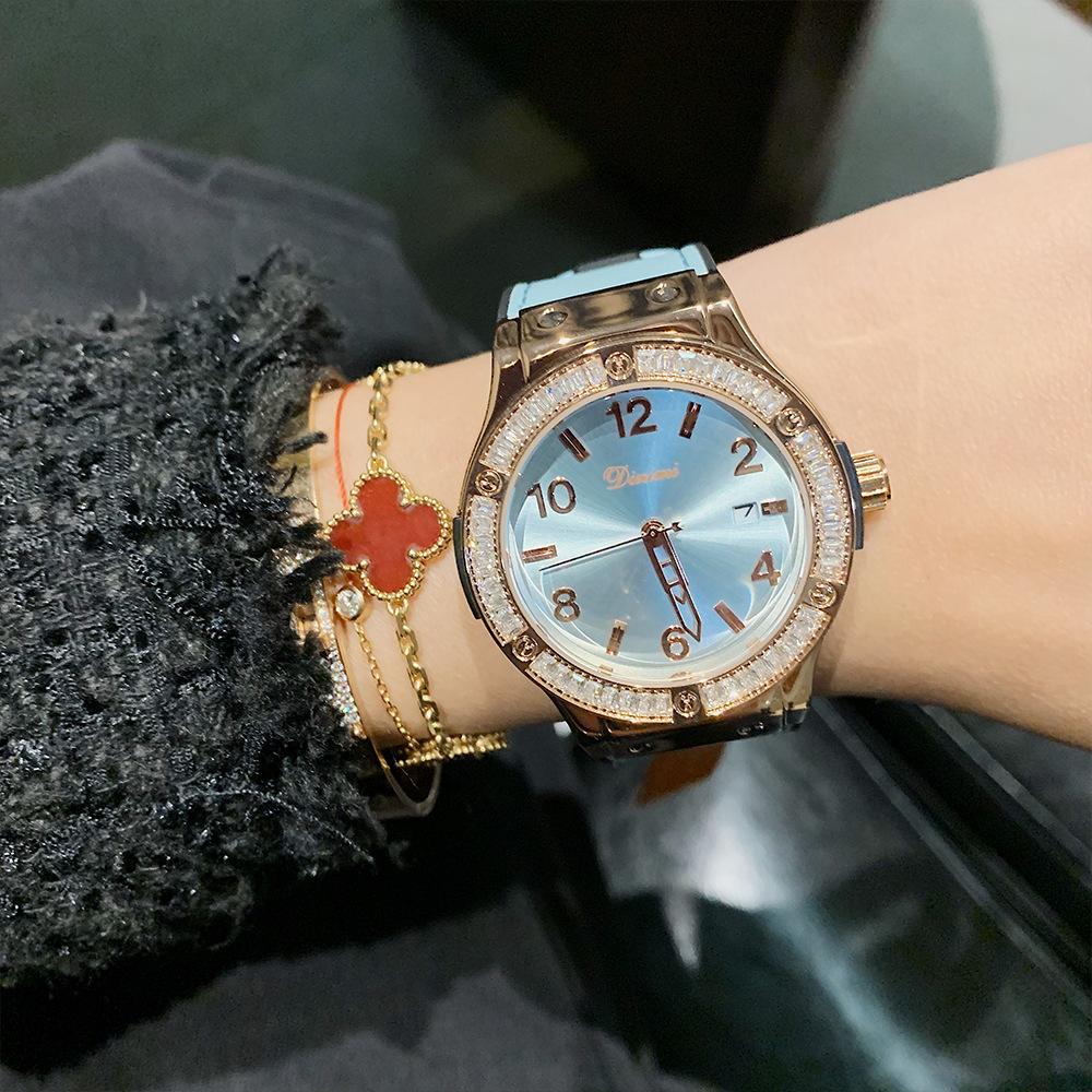 Модные повседневные женские часы с большим циферблатом, кварцевые часы, простые и модные стрелки на силиконовом ремешке со стразами