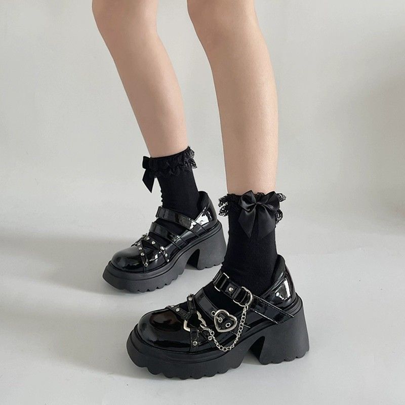 Chain Platform Mary Janes Women  Heart-Shaped Buckle Punk Gothic Shoes Woman Patent Leather Thick High Heels Lolita Shoes