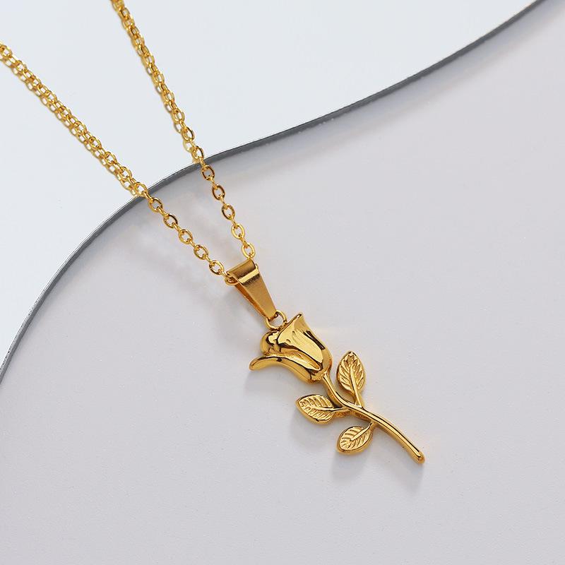 Rose Pendant Necklace: Sweet, Simple, Versatile Clavicle Chain In Trendy Titanium Steel.