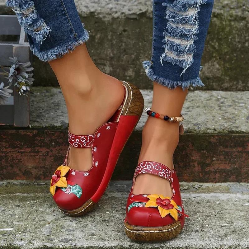 Fashion Women's Tribal Style Flower Platform Mules, Floral Print Wedge Heeled Clogs, Closed Toe Shoes