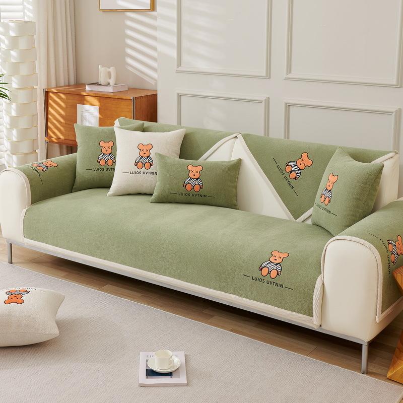 Cartoon Embroidered Sofa Cushion, Universal In All Seasons, Non-Slip Snow Neil Cover Cloth Towel, Simple Modern Sofa Cover, Seat Cushion