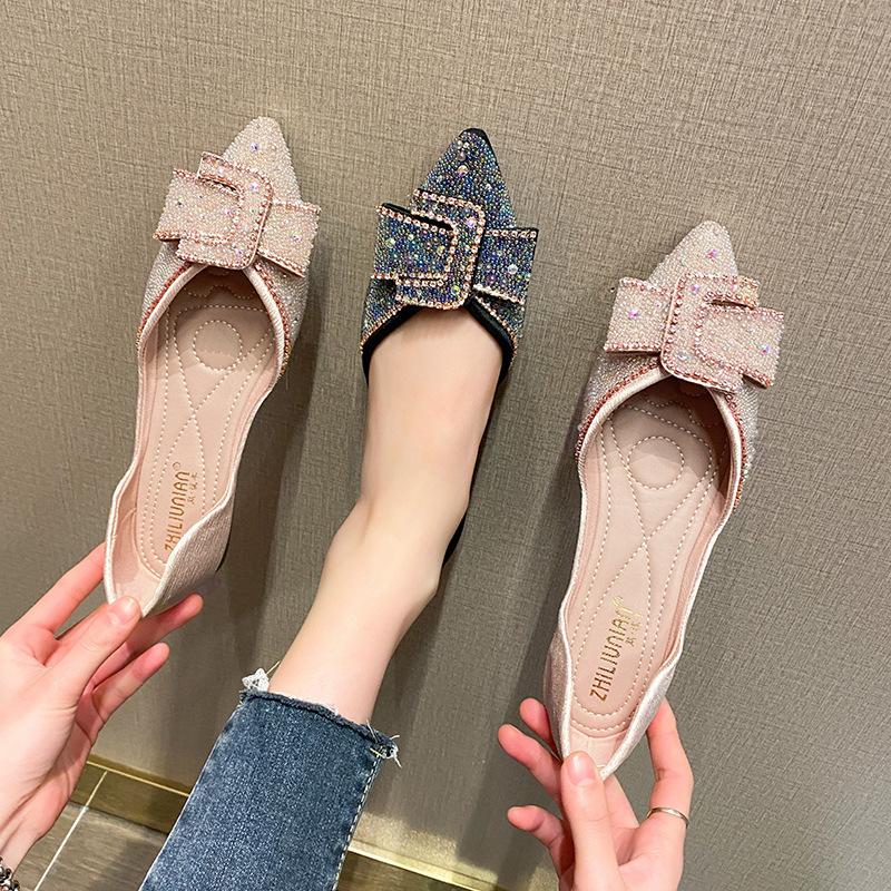 Plus Size Flats Shoes for Women Spring Pointed Toe Beautiful Bowknot Loafers Girl Slip-on Rhinestone Boat Shoes Summer Sandals