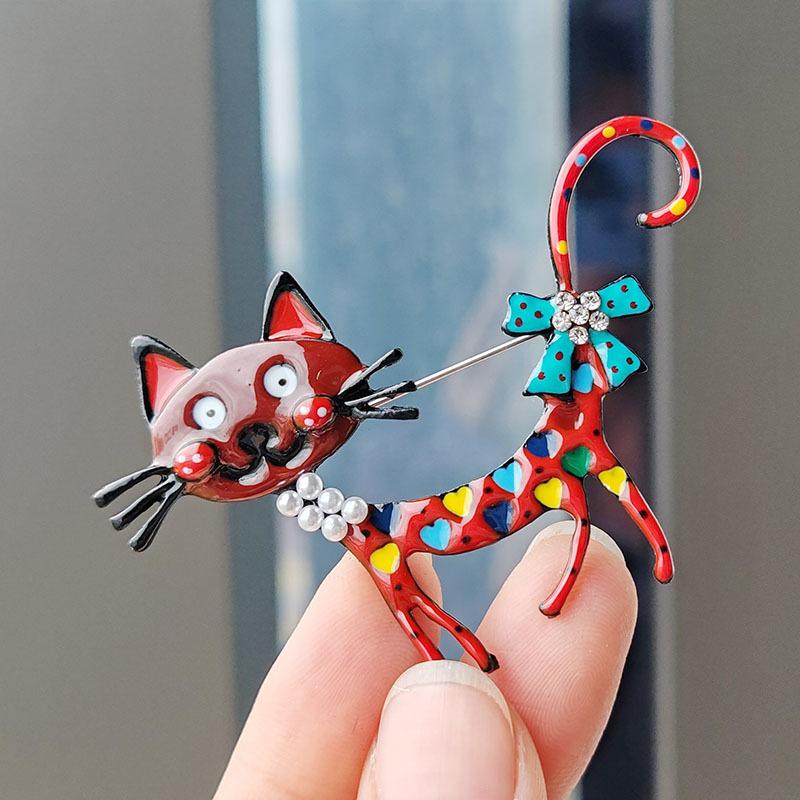 Lovely Cat Brooches 2-color Enamel Pet Animal Party Casual Brooch Pins For Women Men Gifts